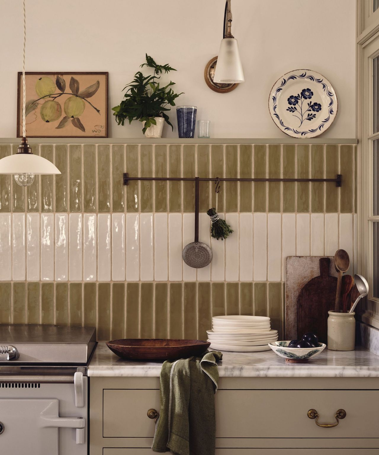 How to Authentically Incorporate Twenties Stripe Tile into Modern Spaces