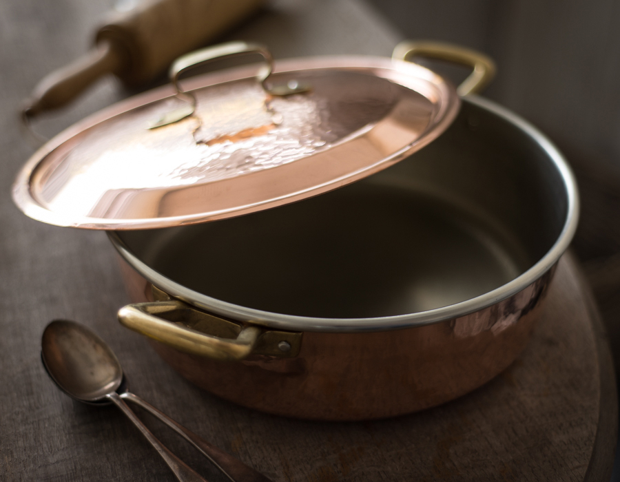 Exploring the benefits of tempered copper construction in kitchenware