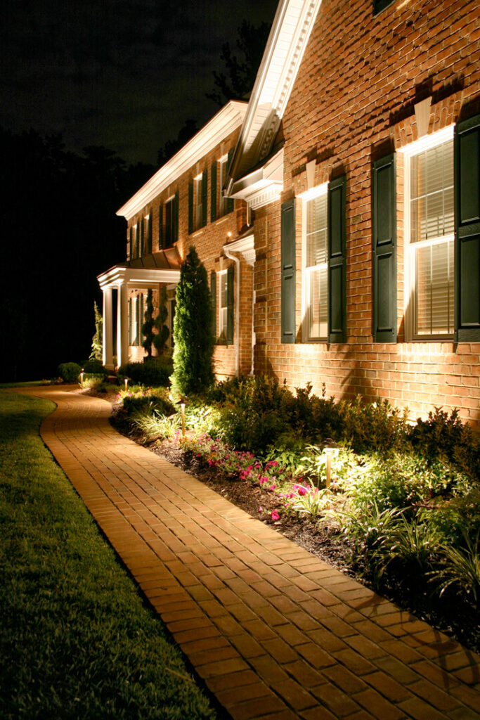 Crafting a Welcoming Glow: Expert Lighting Ideas for Your Home's