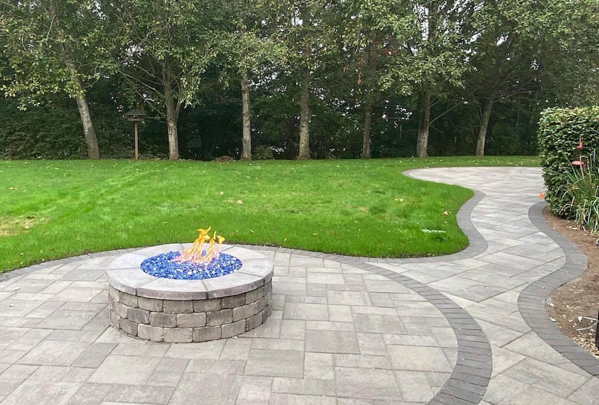 pavers for fire pit area