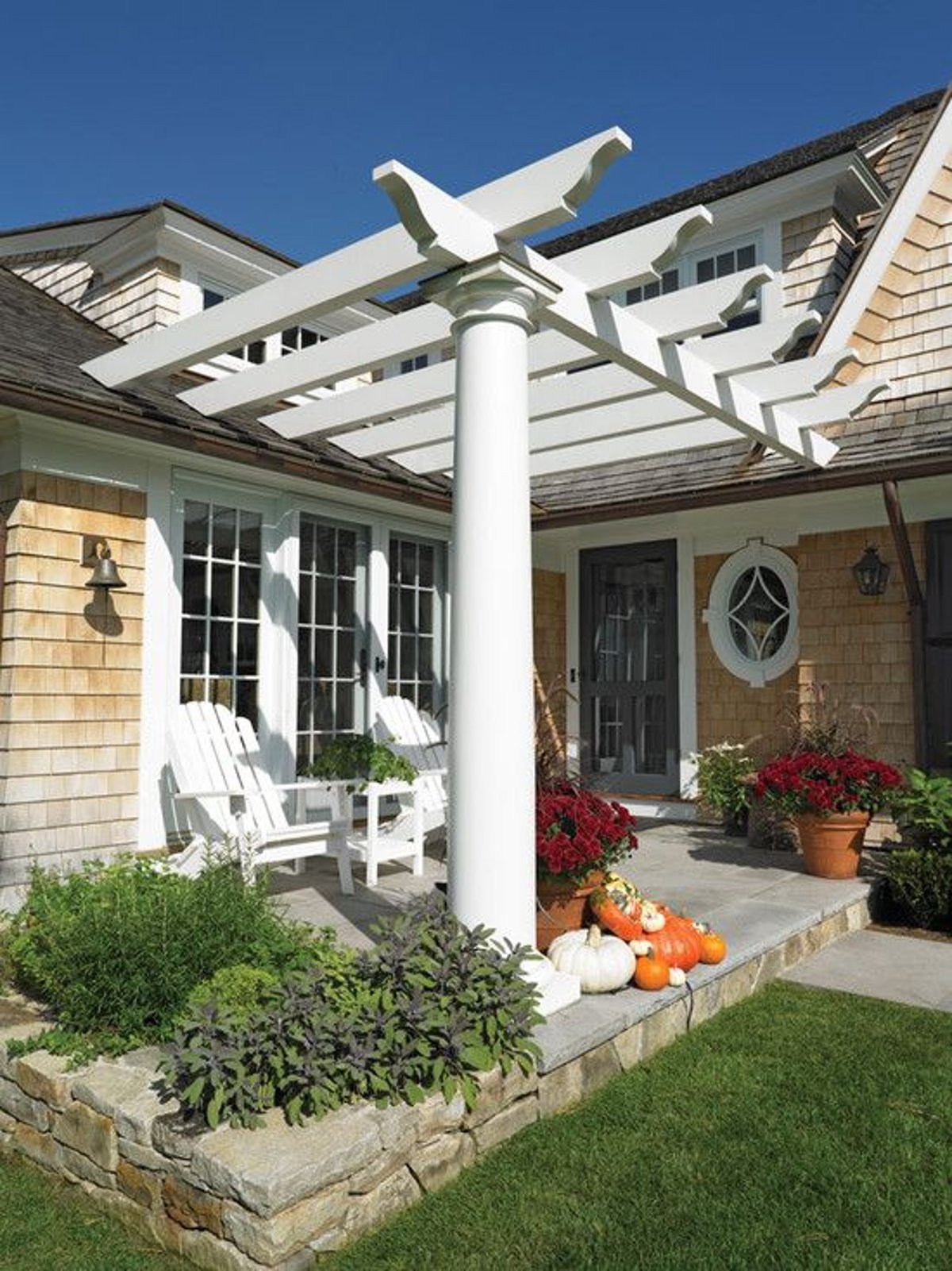 Unveiling the Front Yard Pergola How to Craft a Welcoming Home