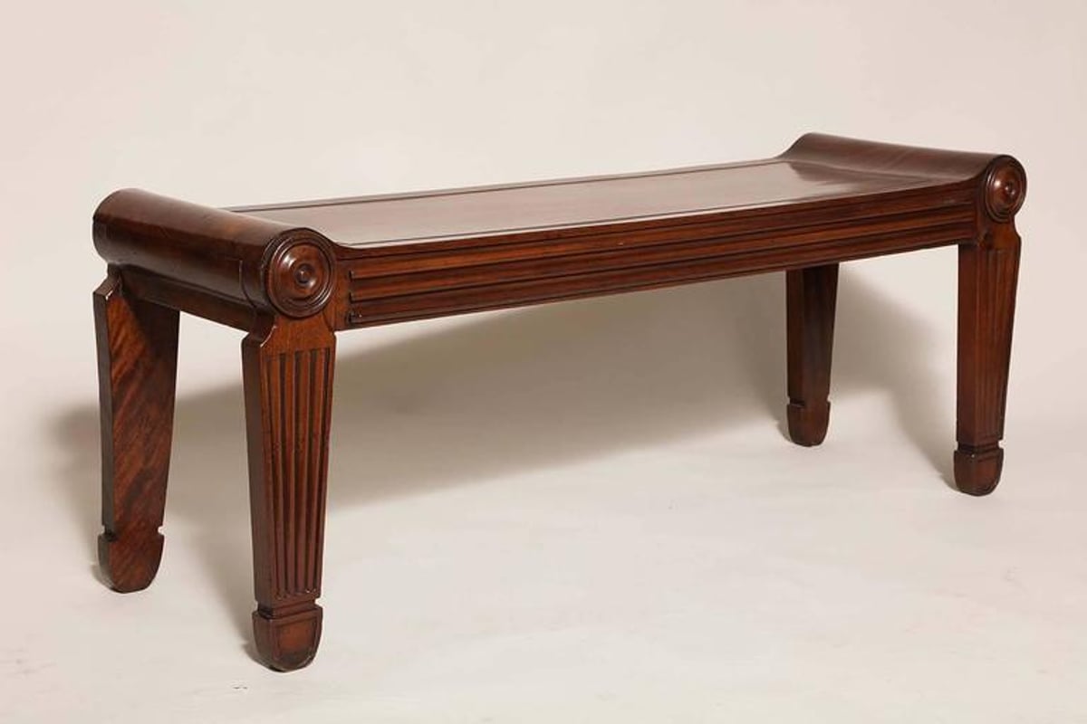 The Enduring Appeal of the Regency Foyer Bench