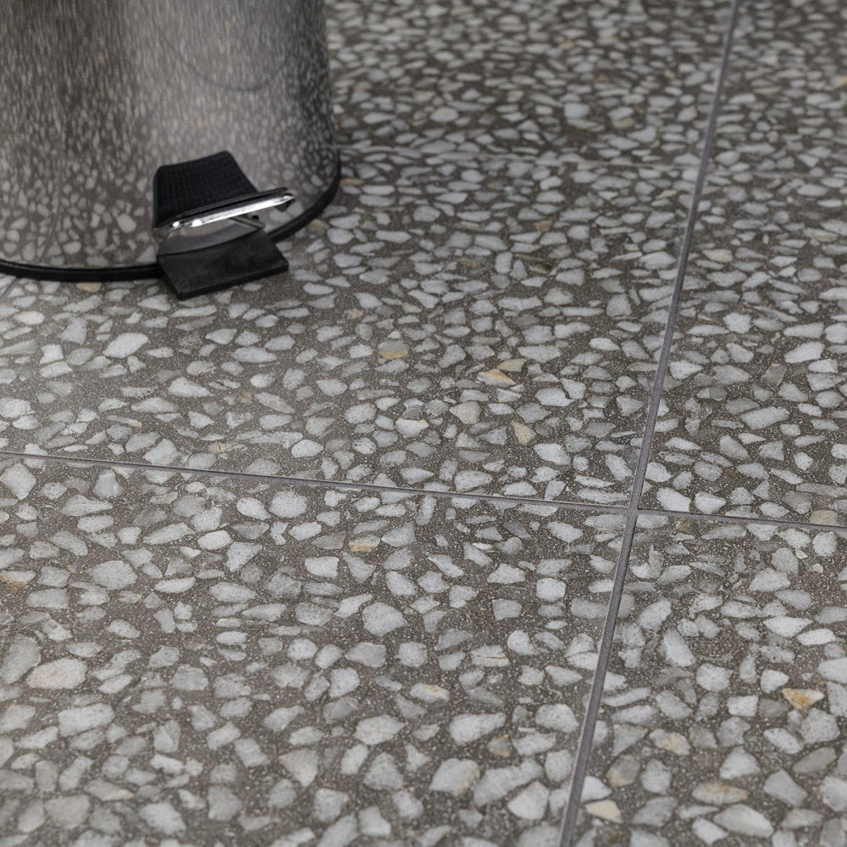 Understanding the Durability of Farnese Amalfi Grafito Tile