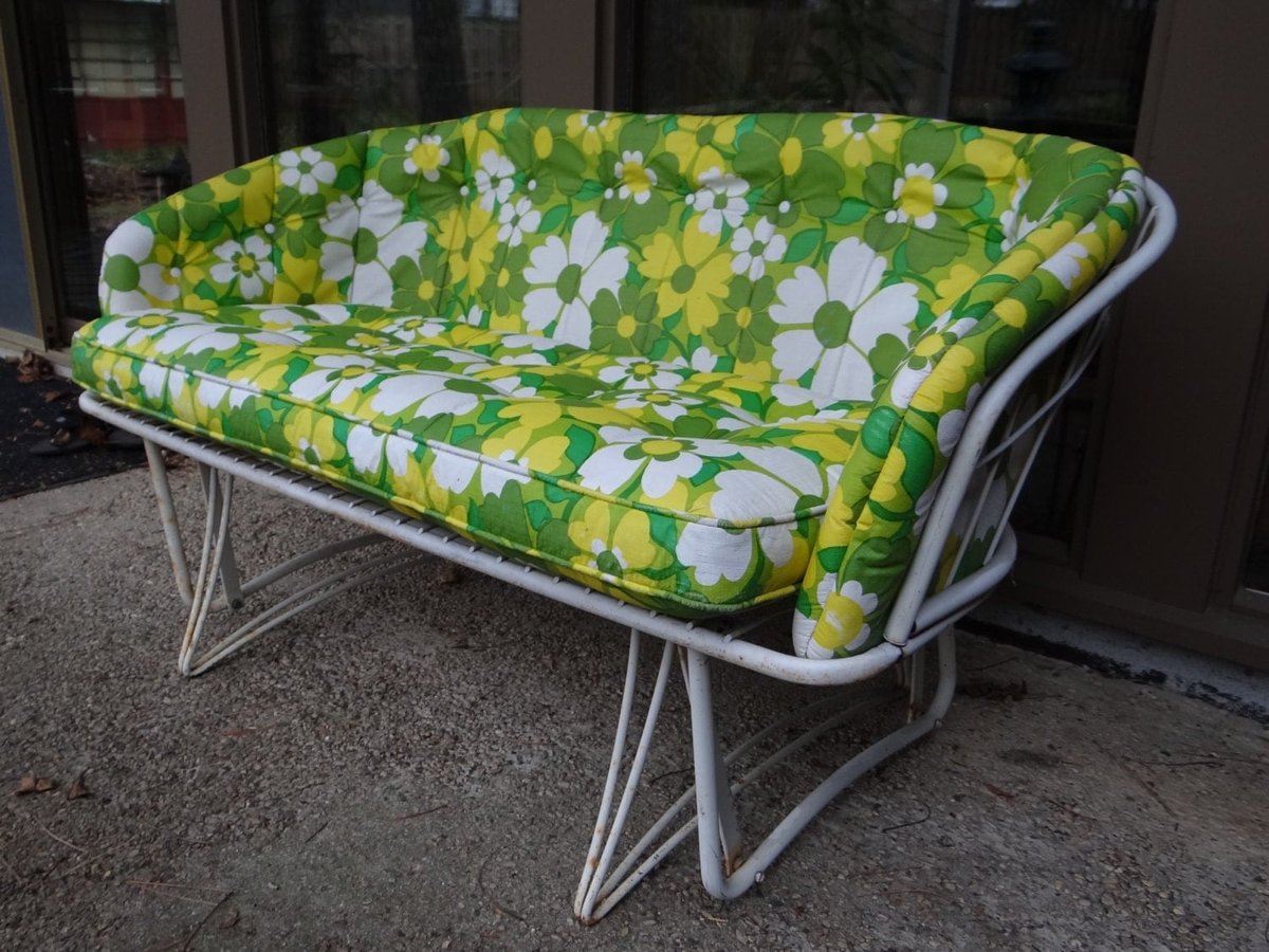 Finding the Perfect Spot for Your Retro Loveseat