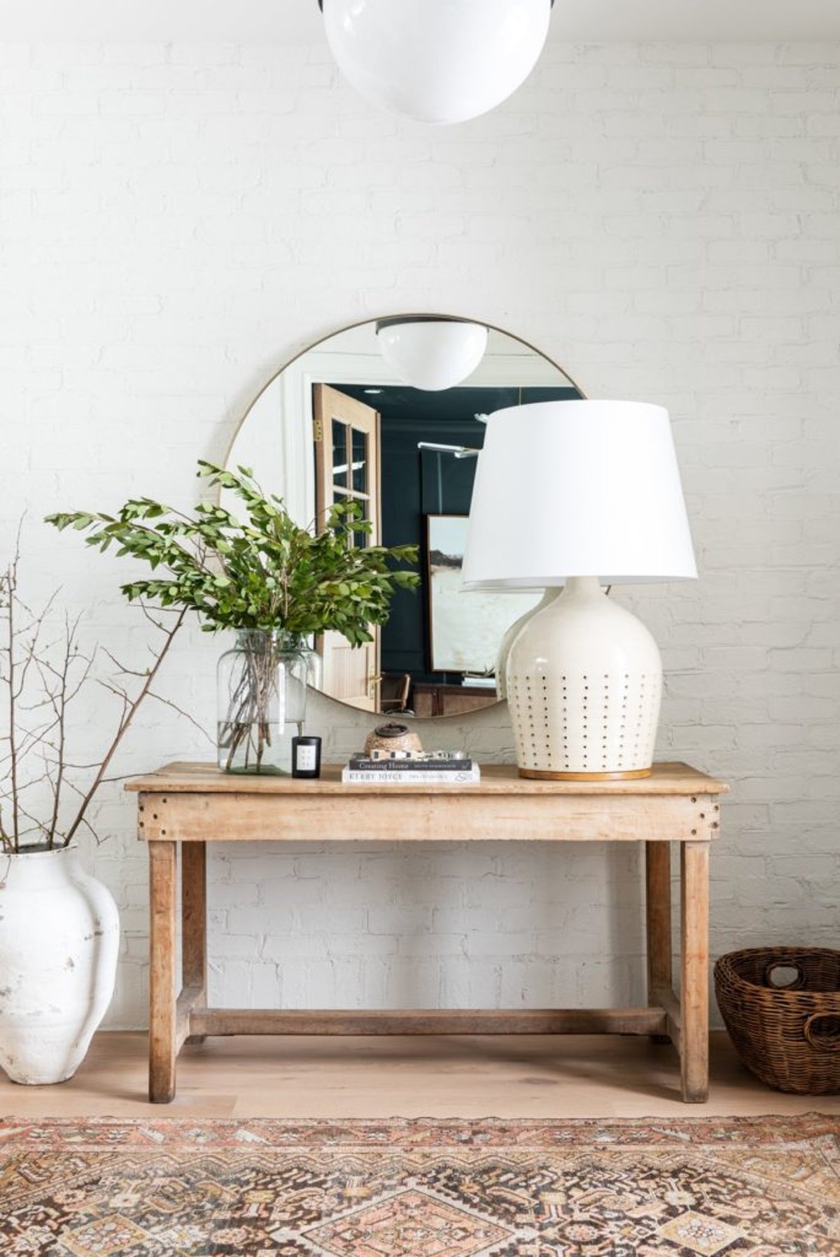 Creating a Welcoming Space with White Entryway Towers