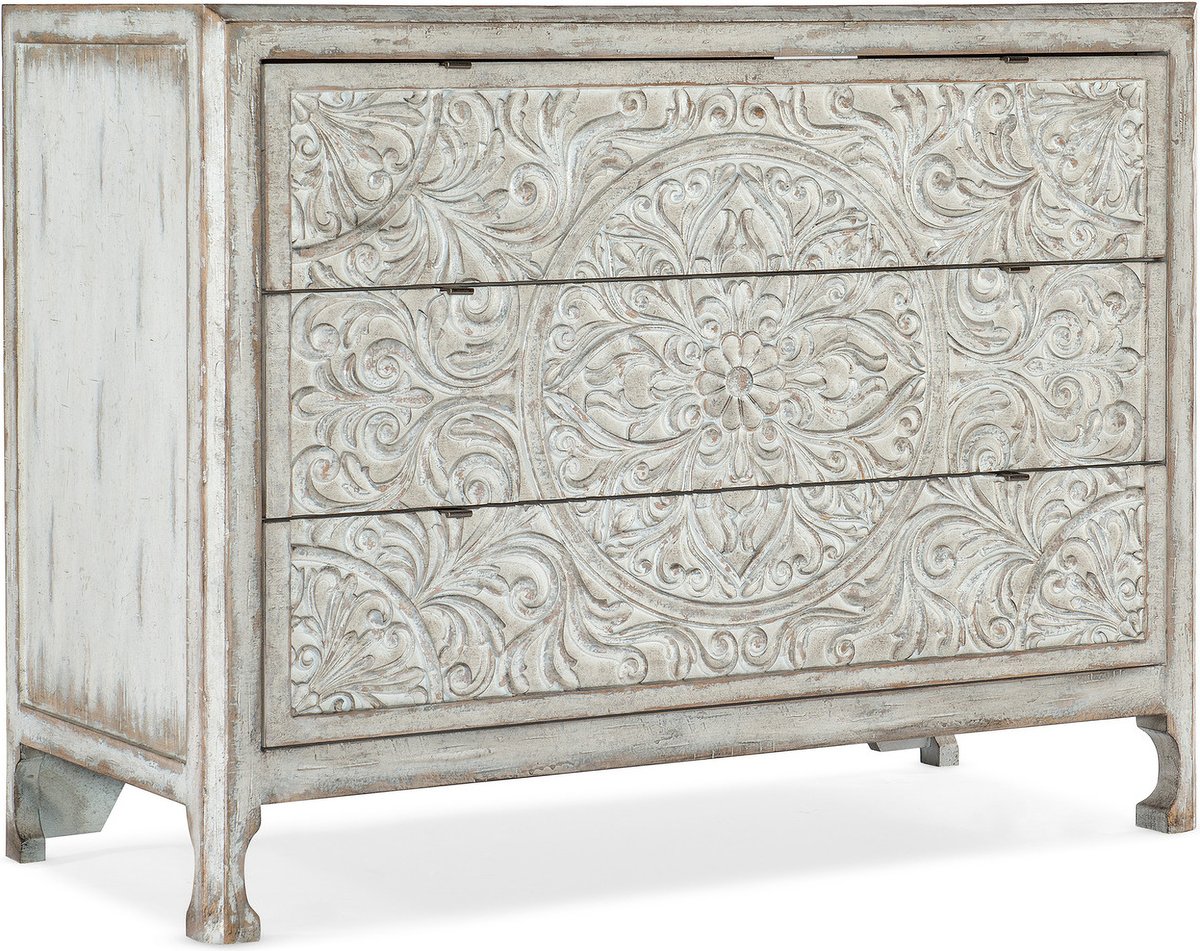 The Versatility of the Hooker Furniture Lockhart Accent Chest for Living Rooms