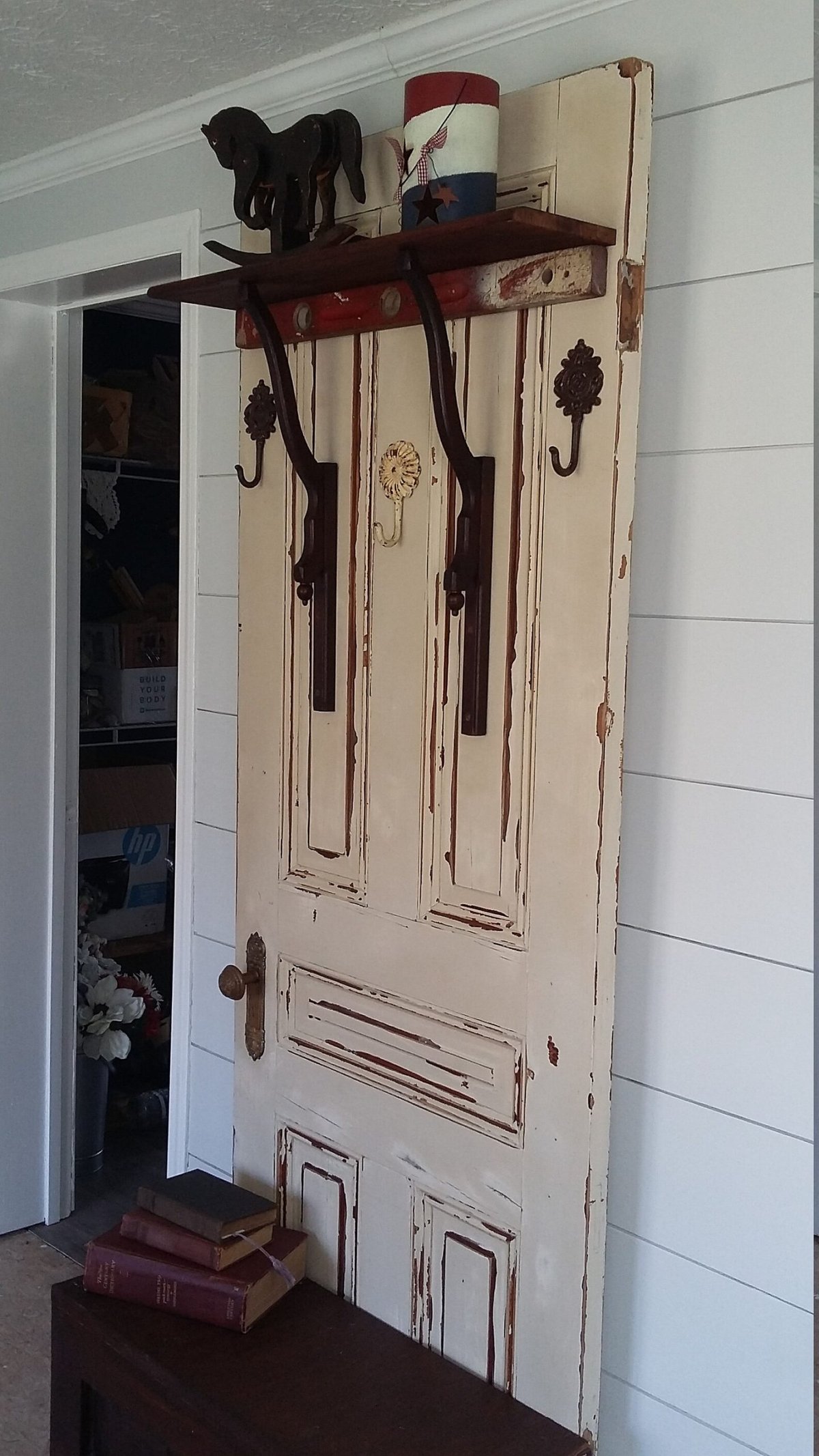 The Artistry Behind Iron Ore Rustic Hall Tree Designs