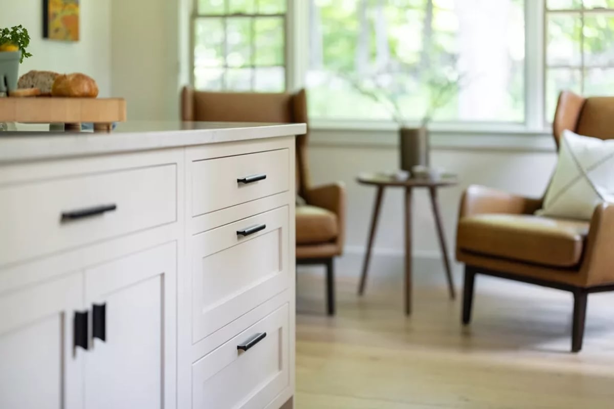 The Enduring Appeal of Shaker Design in Your Home Storage Solutions