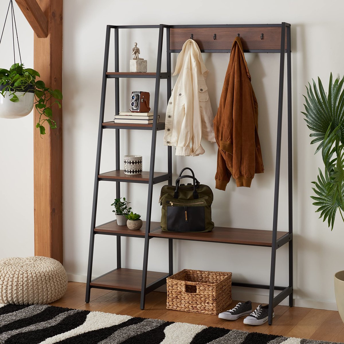 How the Safavieh Akasha Hall Tree Walnut/Black Elevates Entryway Organization