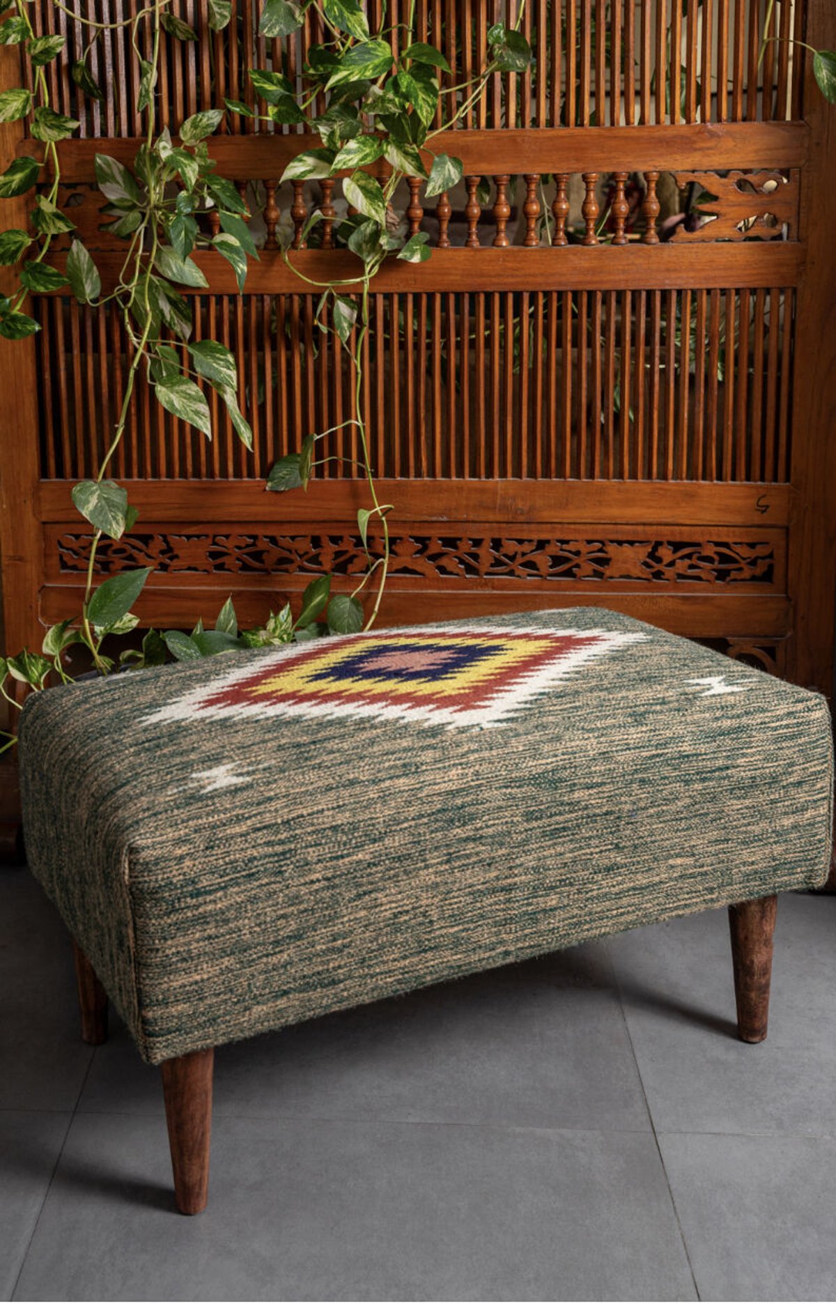 Exploring the Craftsmanship of Woven Ottoman Techniques