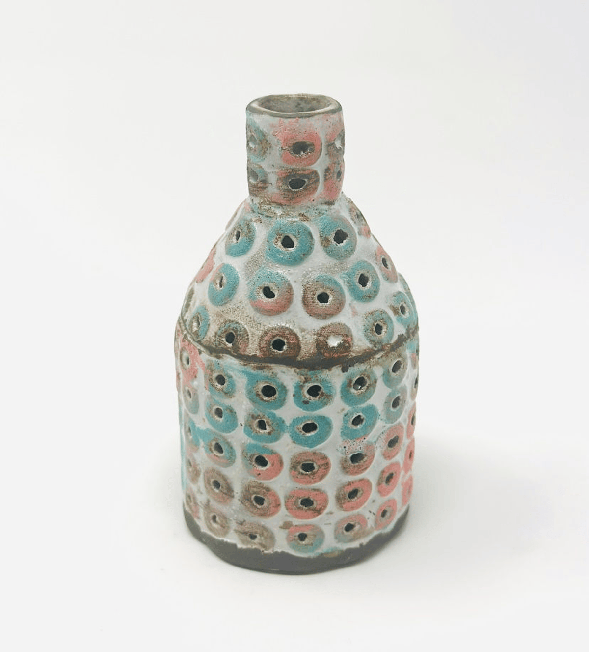 Material and Construction Insights from the Urban 39-916 Ceramic Vessel