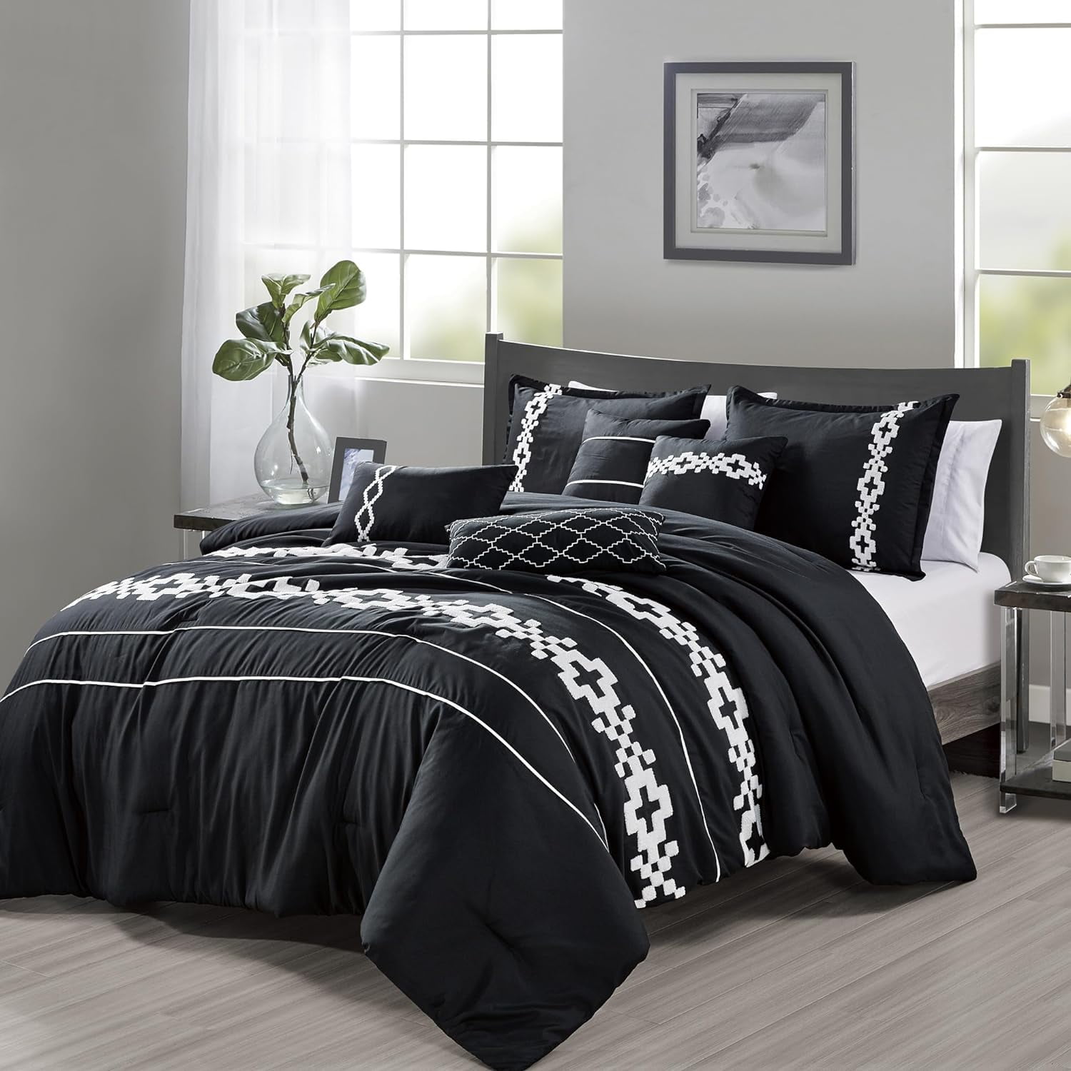 Black and White Bed Sheets The Art of Timeless Comfort 4