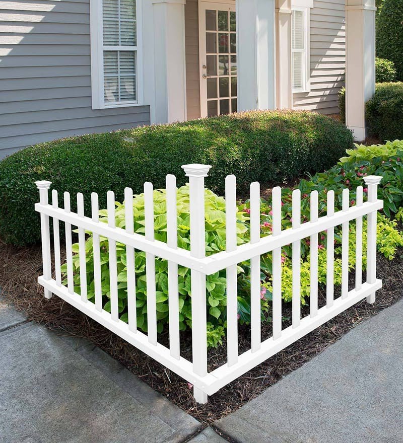 Crafting Your Corner Fence How to Elevate Front Yard Appeal 4