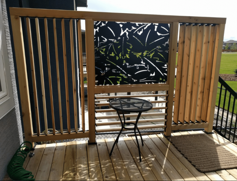 Crafting Your Deck's Private Haven A Guide to Railing Privacy Solutions 3