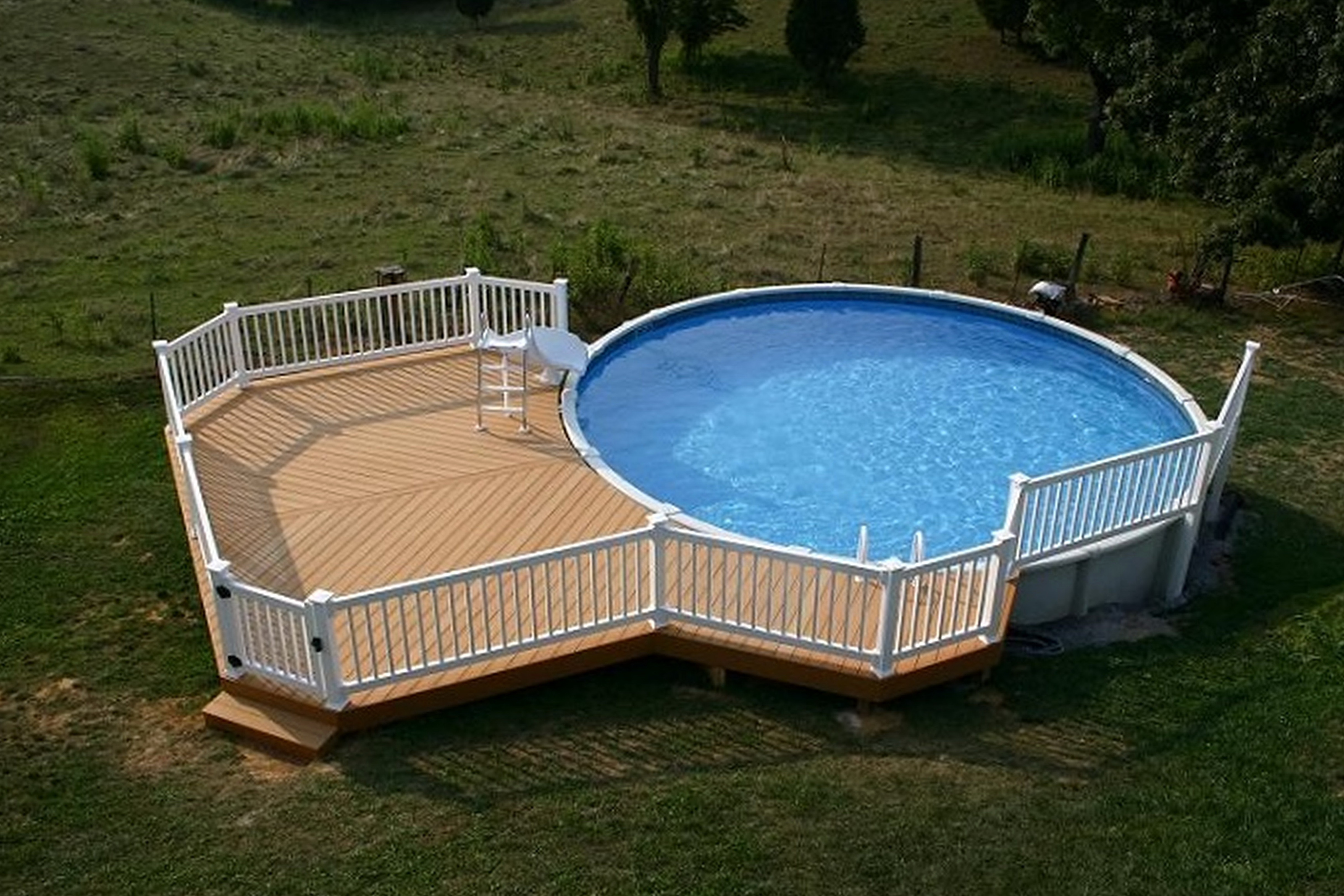 Crafting Your Dream Backyard Oasis Around an Above Ground Pool 2