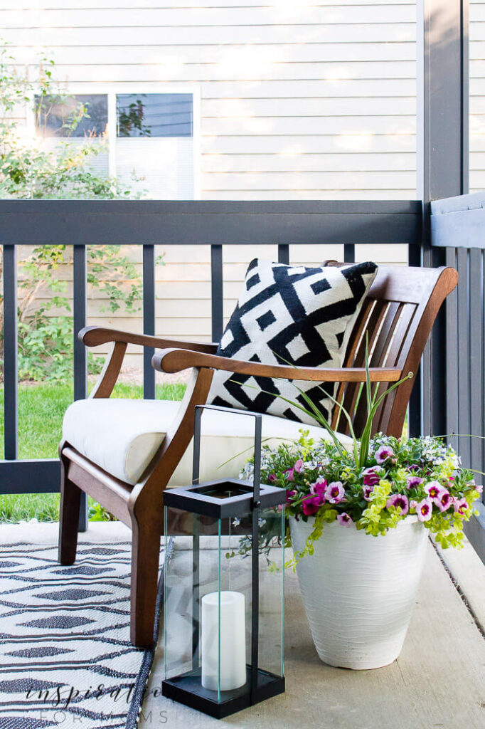 Crafting Your Dream Summer Porch A Guide to Outdoor 3