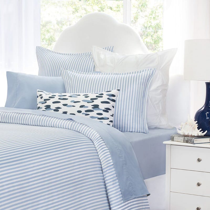 Creating a Coastal Dreamscape with Blue and White Striped Bed Linens 3