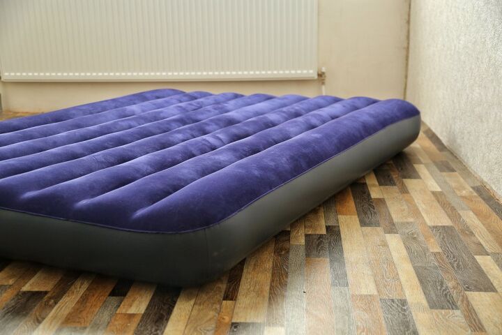 dimensions of queen air mattress 2