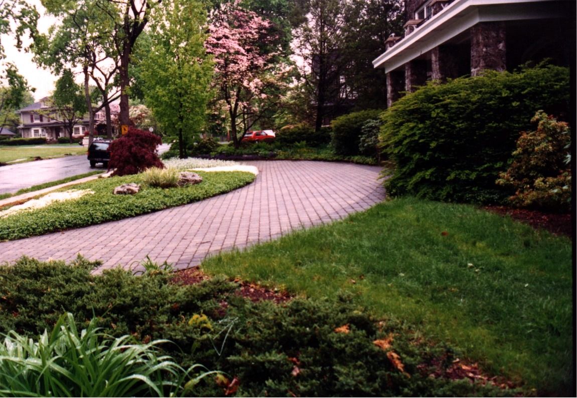 half circle driveway landscape ideas 4