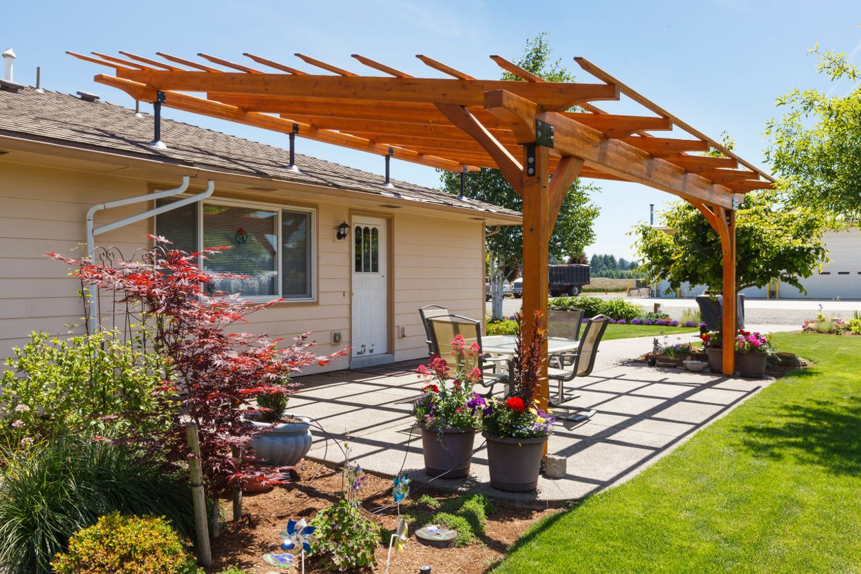 how do you attach a pergola to a house 5