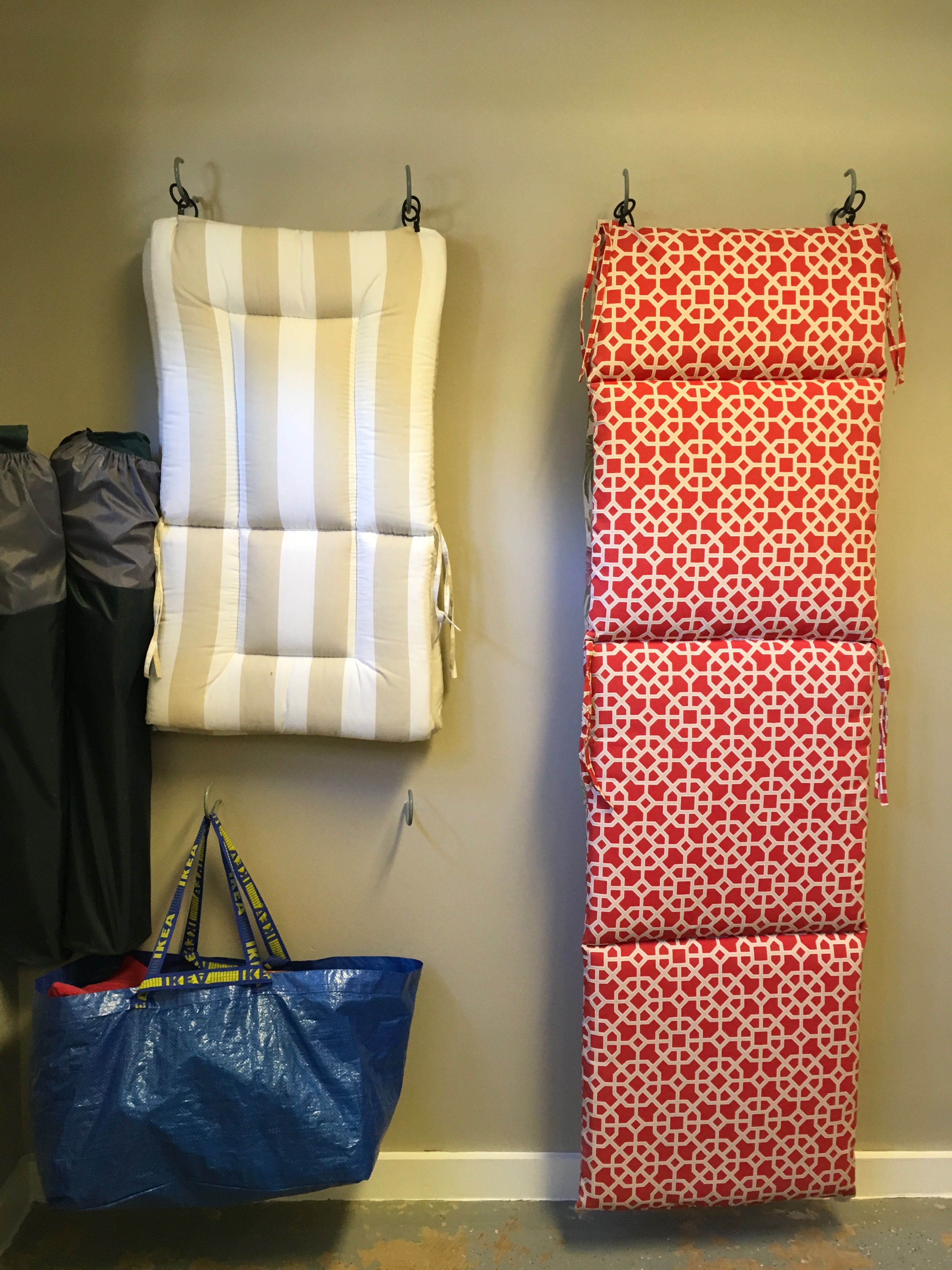 how to store outdoor cushions 5