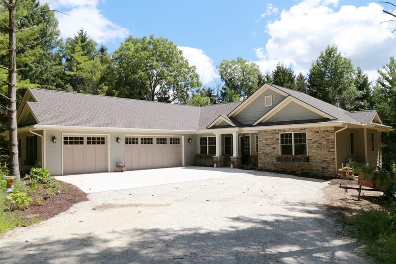 l shaped ranch style house 1