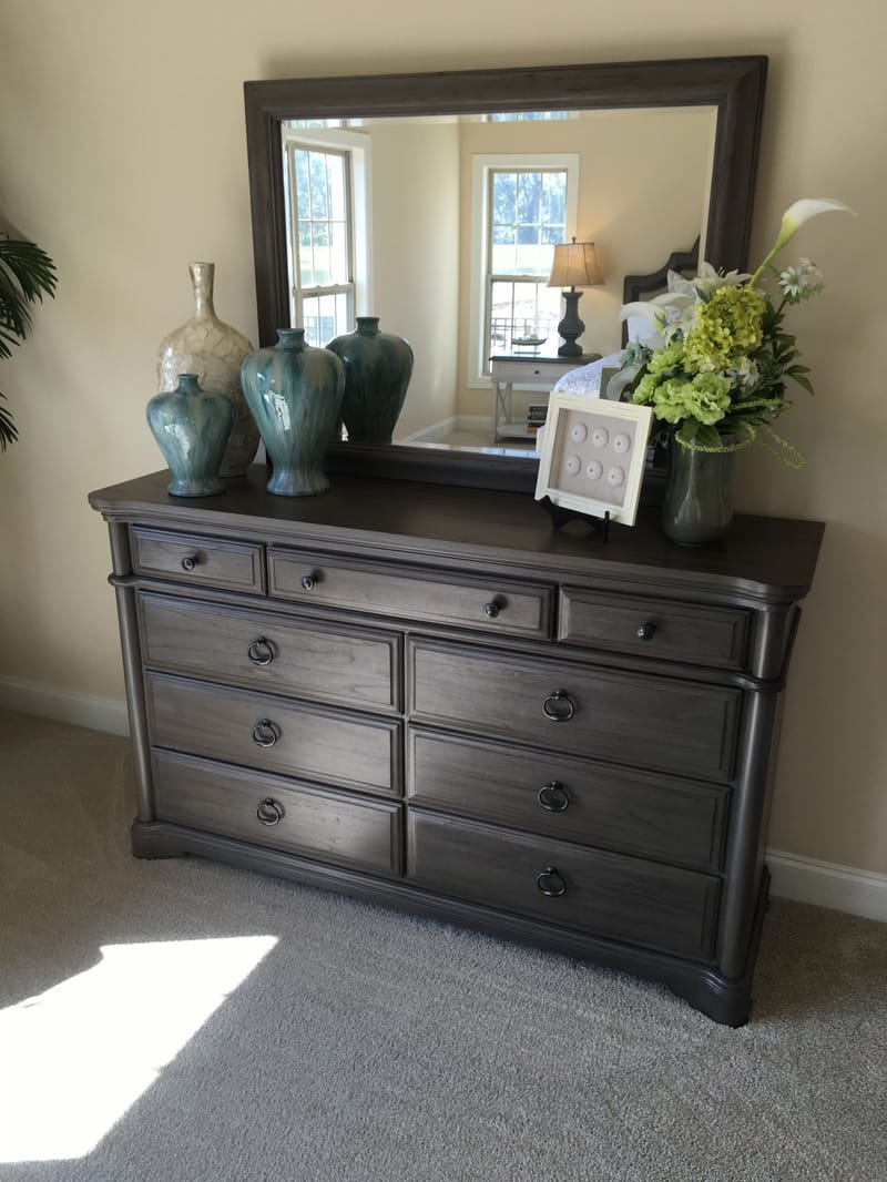Making Your Bedroom Dresser a Focal Point of Style 3