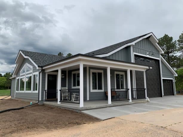 motorhome garage with living quarters 4