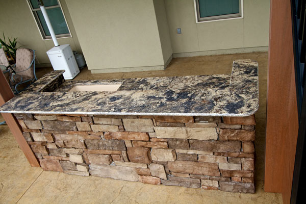 outdoor bar with granite top 4