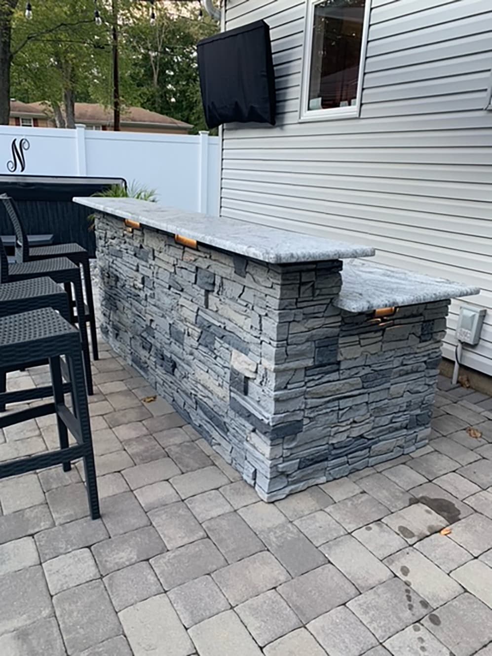 outdoor bar with granite top 1