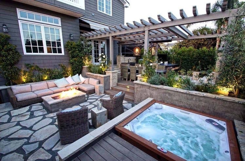 small backyard hot tub ideas 2