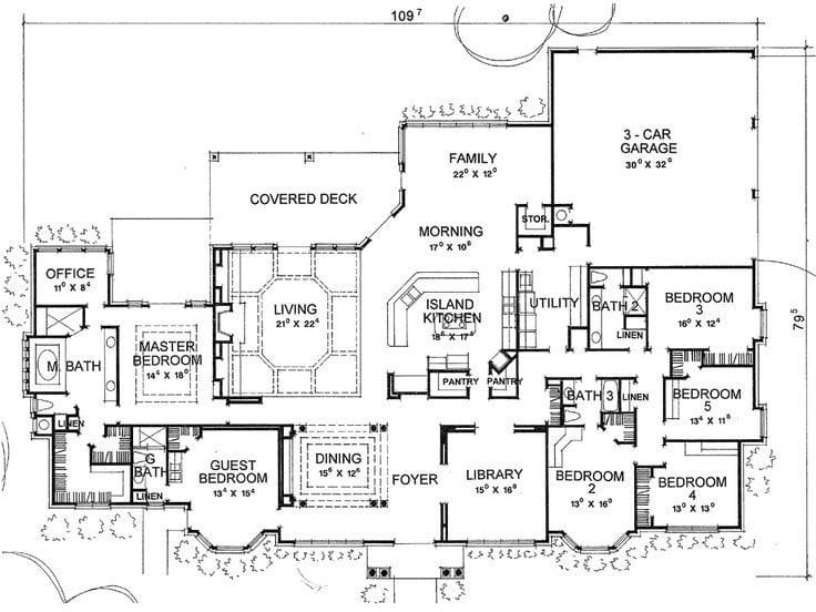 The Art of Sprawling Comfort Crafting a Six Bedroom Single Story 5