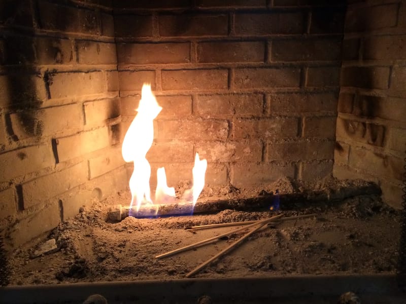 The Best of Both Worlds Building a Cozy Fire with a Gas Starter 1