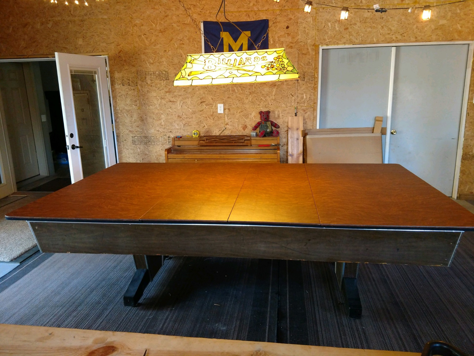 The Clever Way to Transform Your Pool Table into a Dining Masterpiece 4