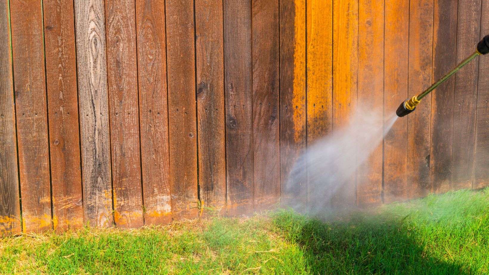 The Critical First Step to a Fence Stain That Lasts for Years 1