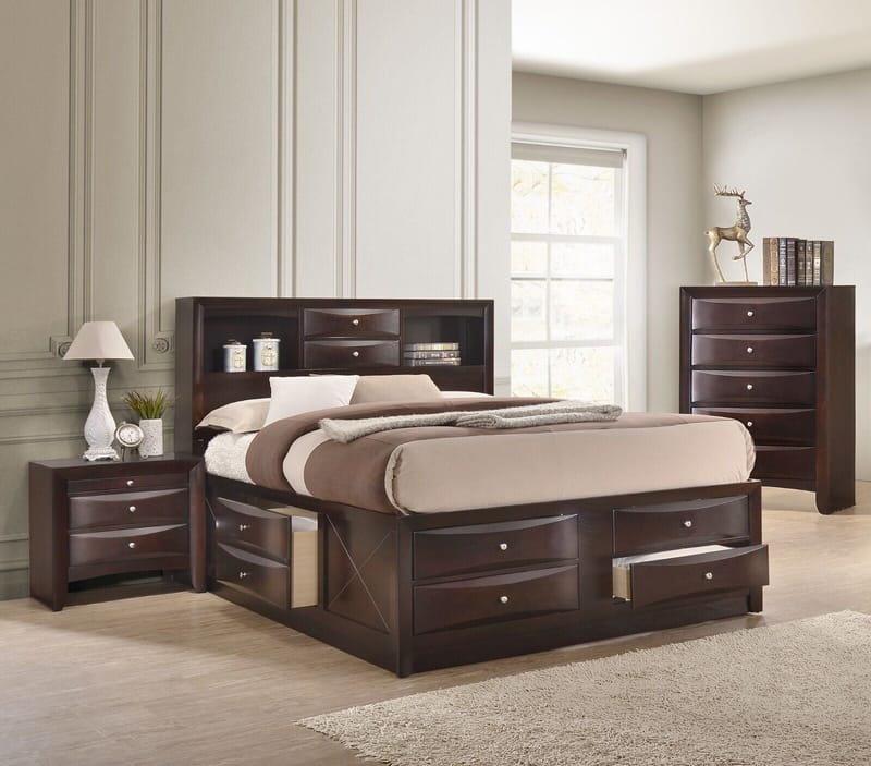 Transform Your Queen Bedroom Into an Organized Oasis with Smart Storage Solutions 2
