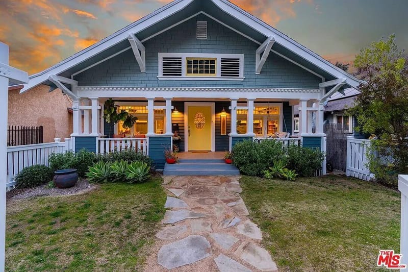 Uncovering the True Soul of a Craftsman Home Your Essential Guide 5