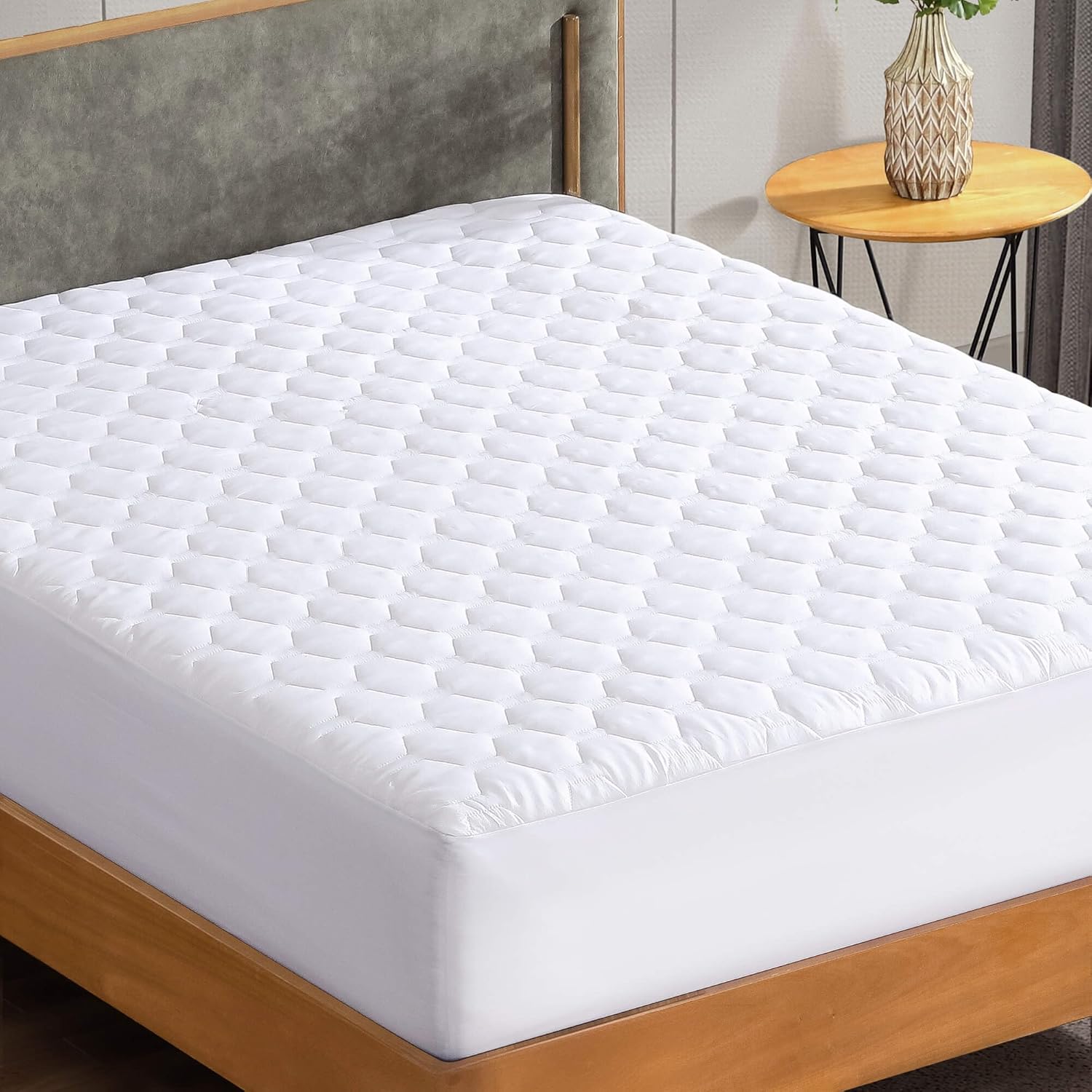 The Unseen Comfort How a Twin XL Mattress Pad Transforms