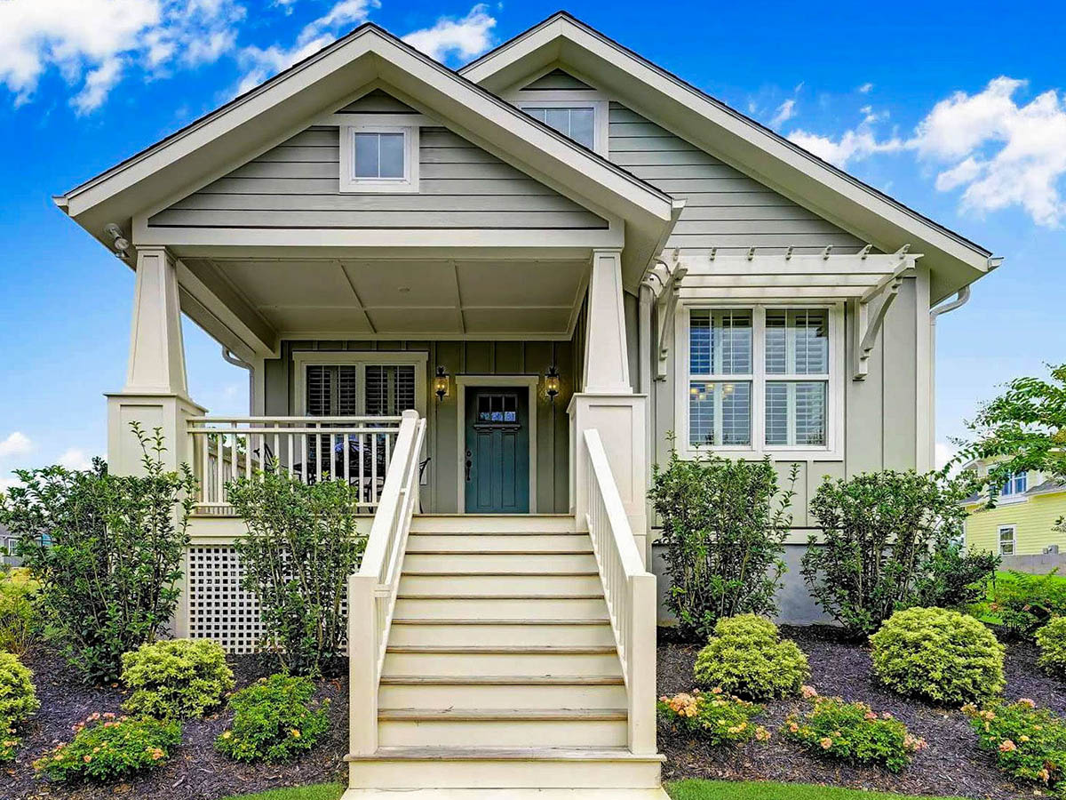 Unlocking the Charm of Tiny Spaces Building Your Dream Cottage on a Narrow Lot