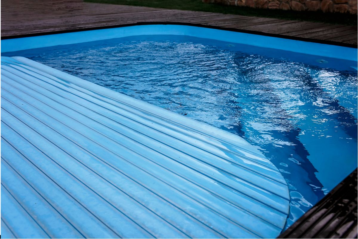 Unpacking the Truth About Walking on Pool Covers Your Essential